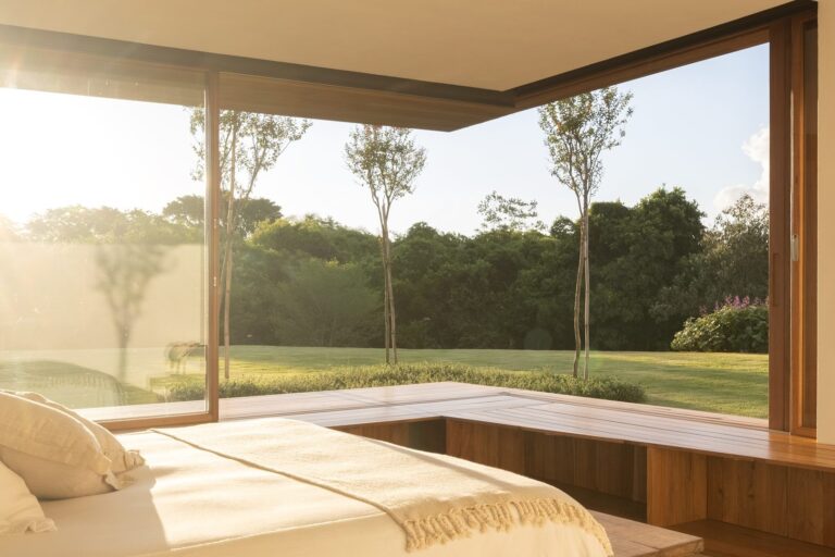 Leia mais sobre o artigo <a href="https://www.archdaily.com.br/br/990643/casa-fbv-wp-studio-gabriel-garbin-arquitetura?ad_medium=office_landing&ad_name=article" target="_blank" rel="noopener noreferrer"> Arch Daily | Casa WP</a>